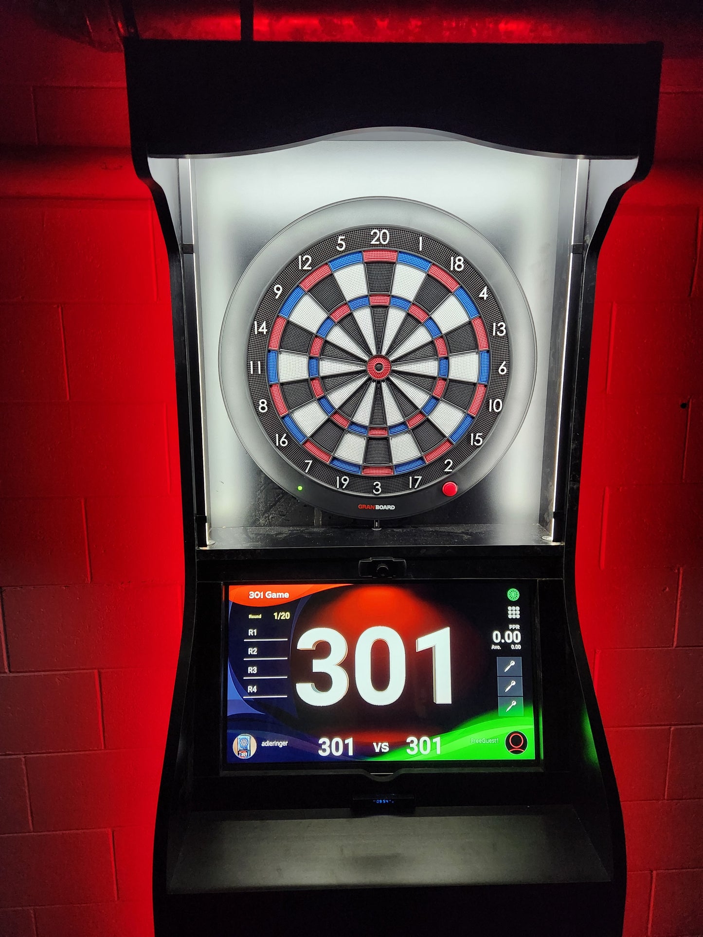 Grizzly Dart Board Cabinet