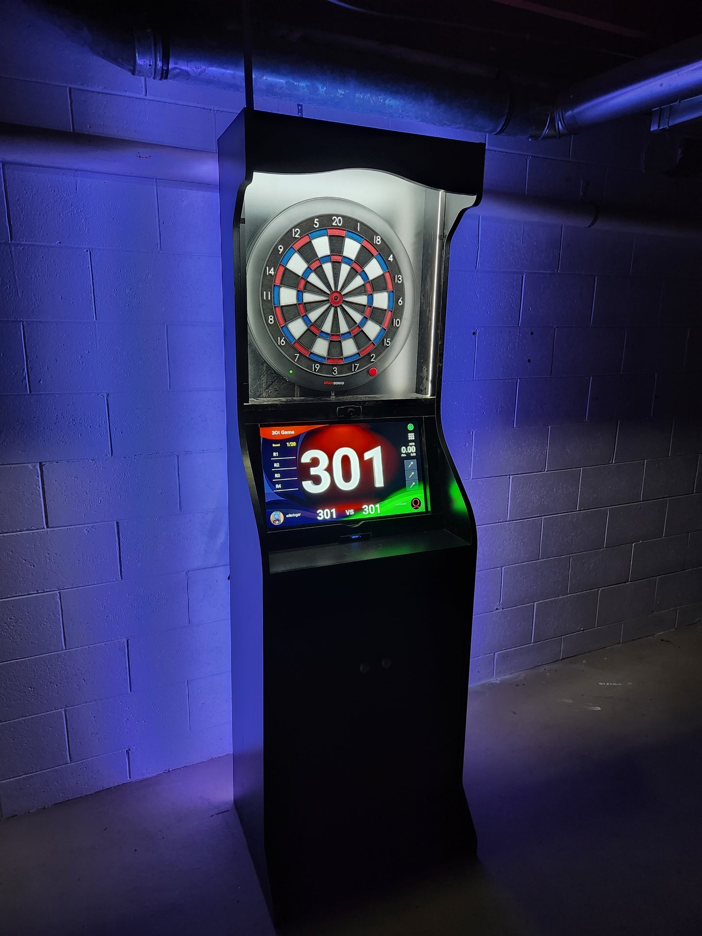 Grizzly Dart Board Cabinet